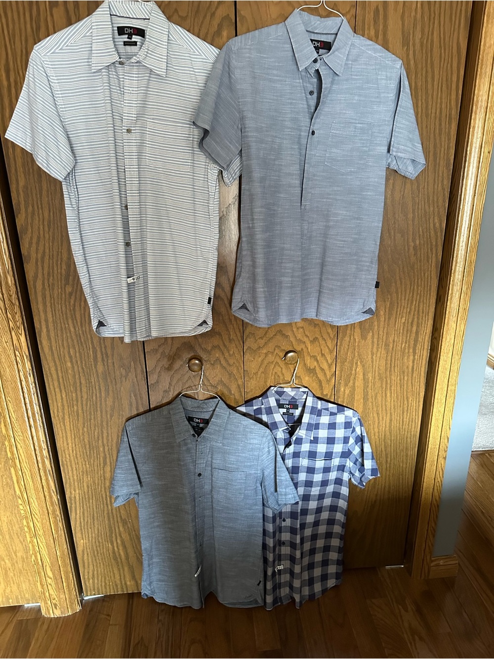 EBUC FOUR(4) MENS DH3 100% COTTON SHORT SLEEVE BUTTON SHIRTS-  3M, 1 L